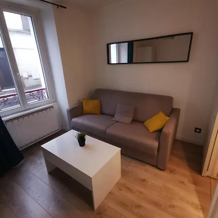Appartement Au Coeur De La Ville De Taverny Esterno foto