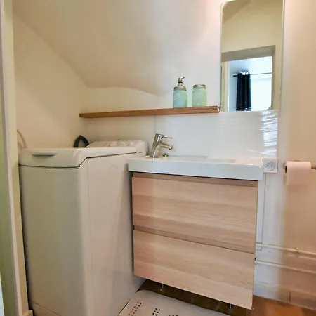 Appartement Au Coeur De La Ville De Taverny Esterno foto